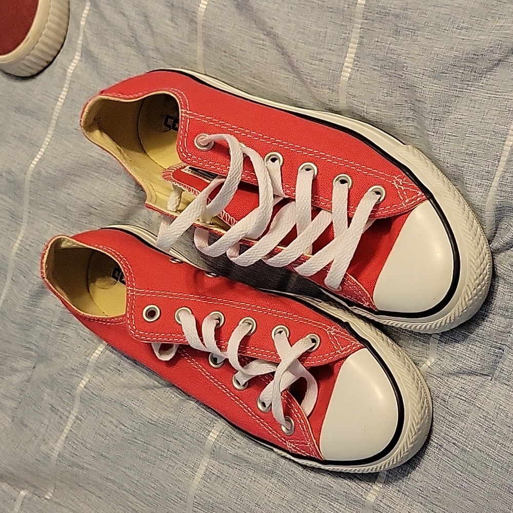 Converse Chuck Taylor low top